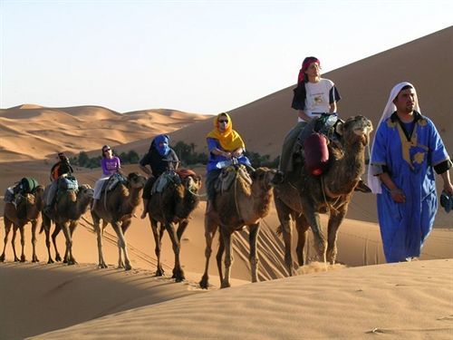 Les Pyramides Hotel Merzouga Εξωτερικό φωτογραφία