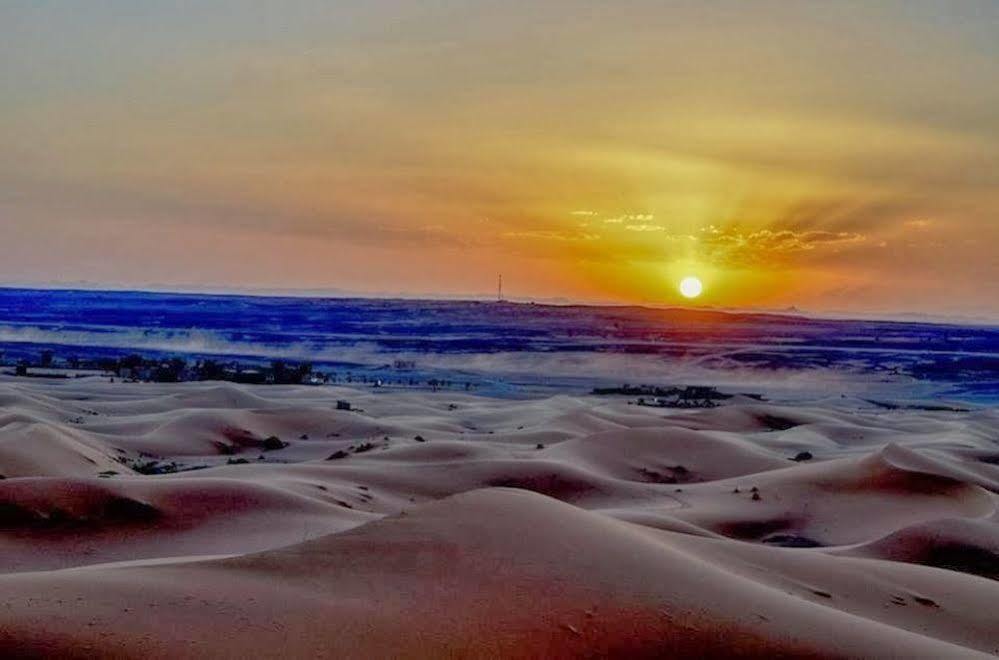 Les Pyramides Hotel Merzouga Εξωτερικό φωτογραφία
